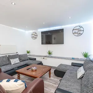 Deluxe In Ediburgh Centre - Excellent Location Guest house